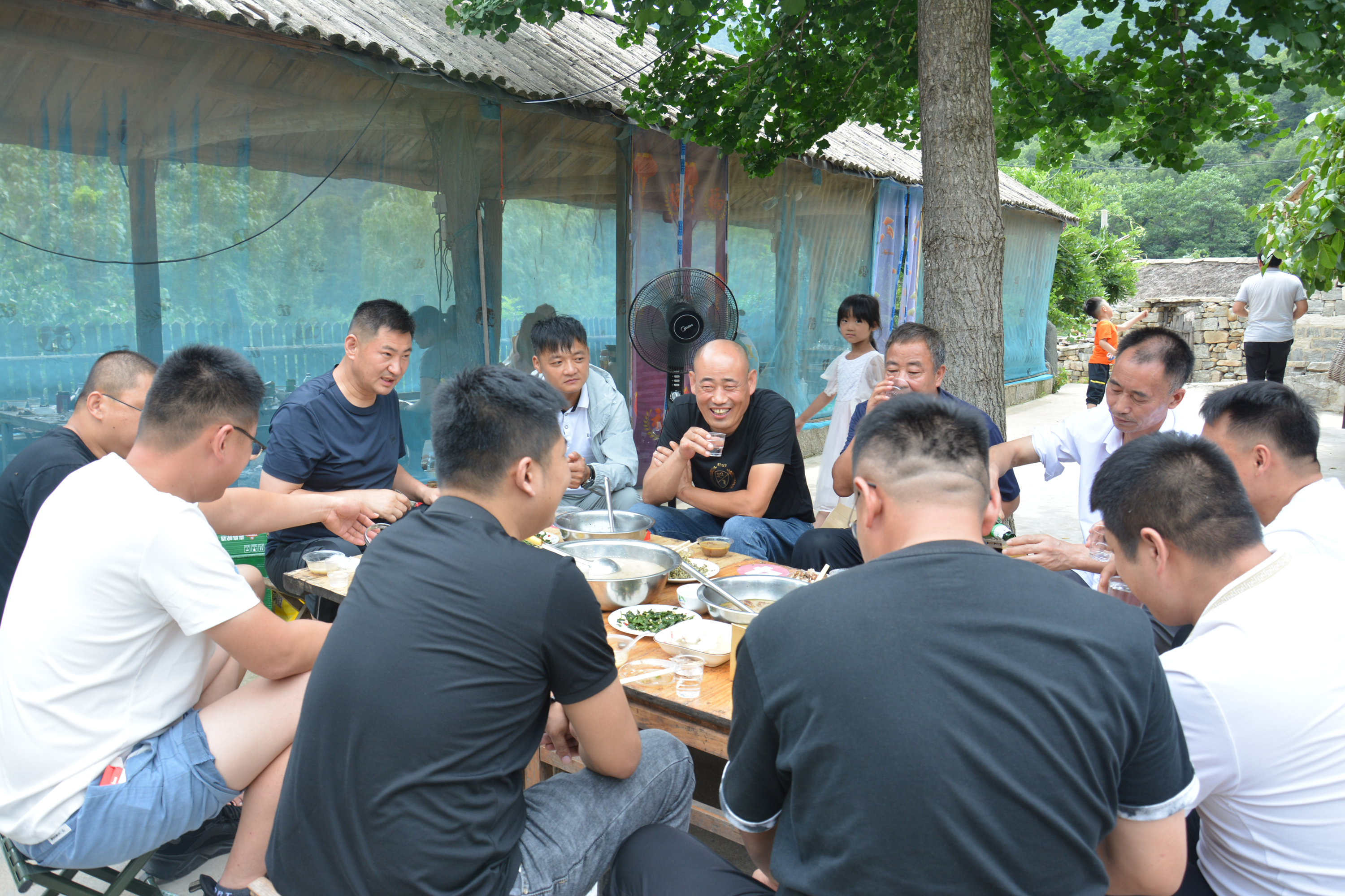 把酒言欢1.jpg